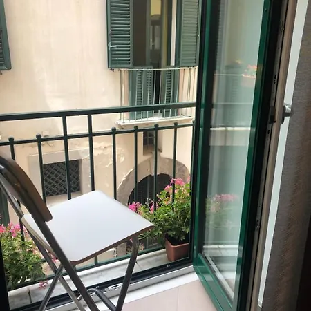 Nocleg ze śniadaniem Sorrento White House *